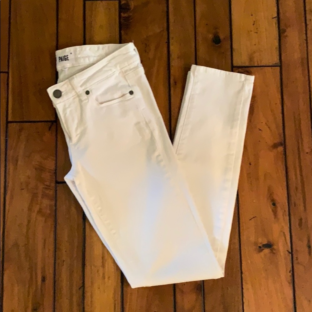 Paige “Skyline Ankle Peg” white jeans